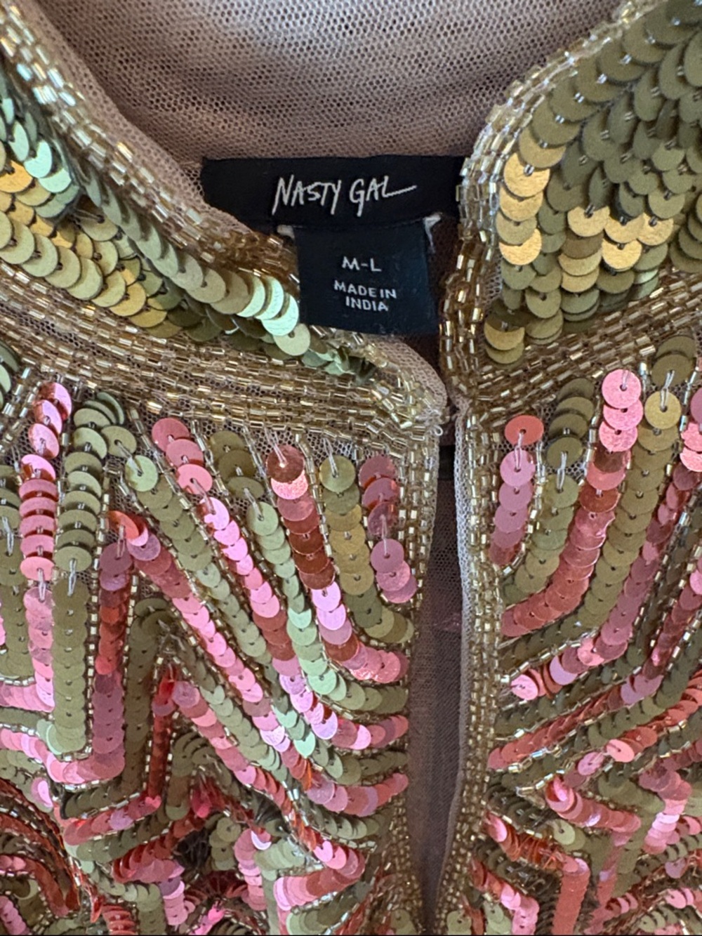 Nasty Gal star tasseled beaded cape - Picture 4 of 12